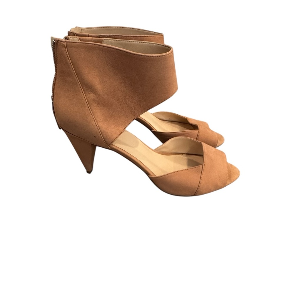 Nine West Tan Heeled Sandals 10 Leather Upper